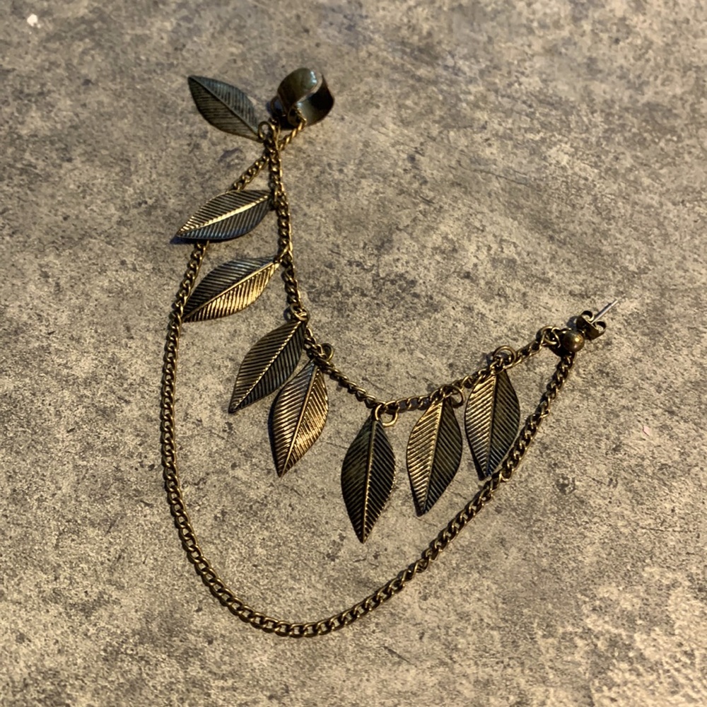 unisex feathers ear cuff earring.